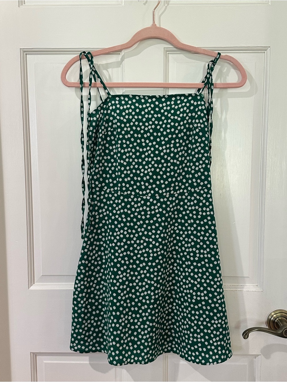 SHEIN Green Mini Dress with White Daisy Print